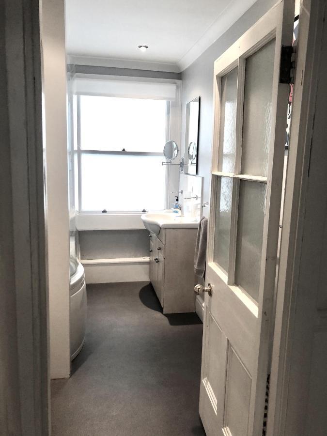 Lauras Townhouse Apartments Thomas Street Townhouse Bath Exterior foto