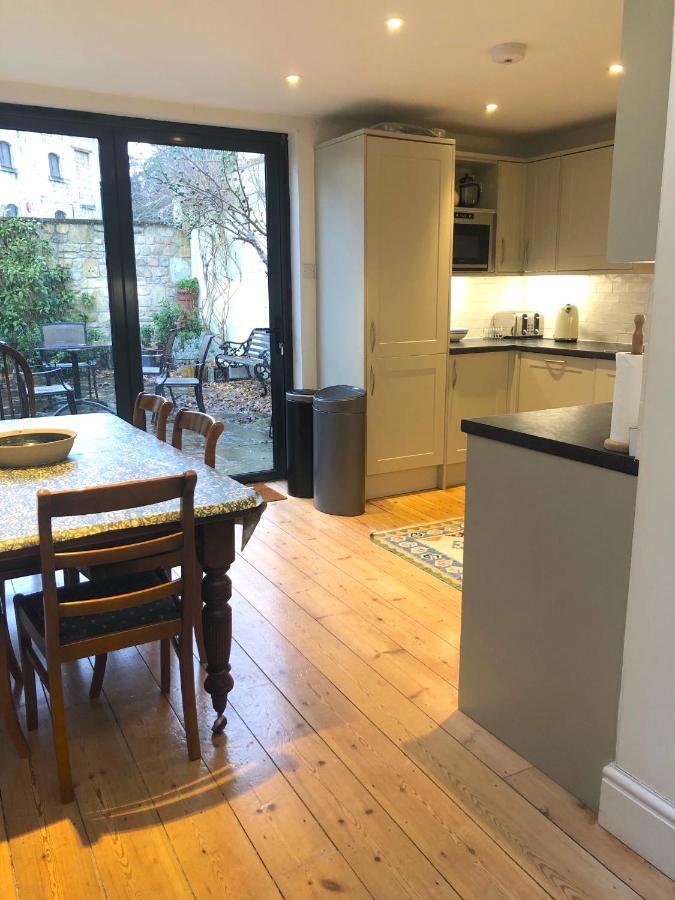 Lauras Townhouse Apartments Thomas Street Townhouse Bath Exterior foto